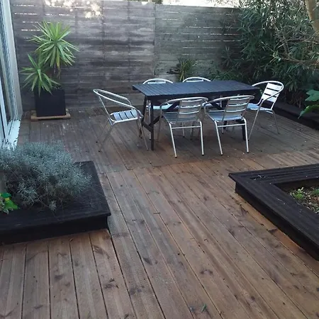 Casa de Férias Charming 5-bedroom House In Croix-chapeau, La Rochelle, France