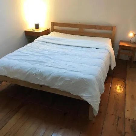 Casa de Férias Charming 5-bedroom House In Croix-chapeau, La Rochelle, France