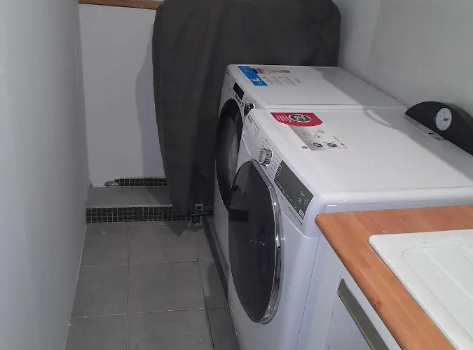 Charming 5-bedroom House In Croix-chapeau, La Rochelle, France